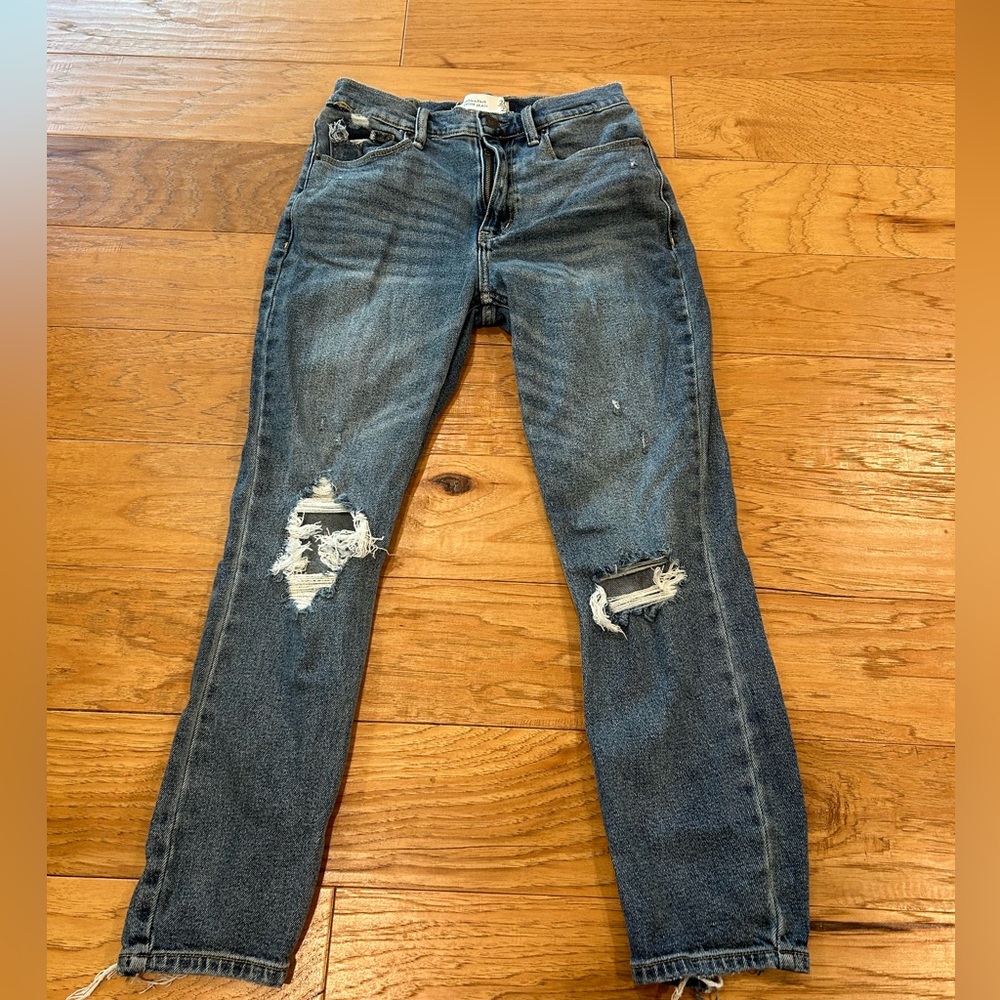 Abercrombie & fitch mom jeans